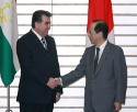 Photograph of Prime Minister Fukuda shaking hands with President Rahmonov