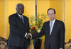 Photograph of PM Fukuda and President of the Republic of Sierra Leone Ernest Bai Koroma