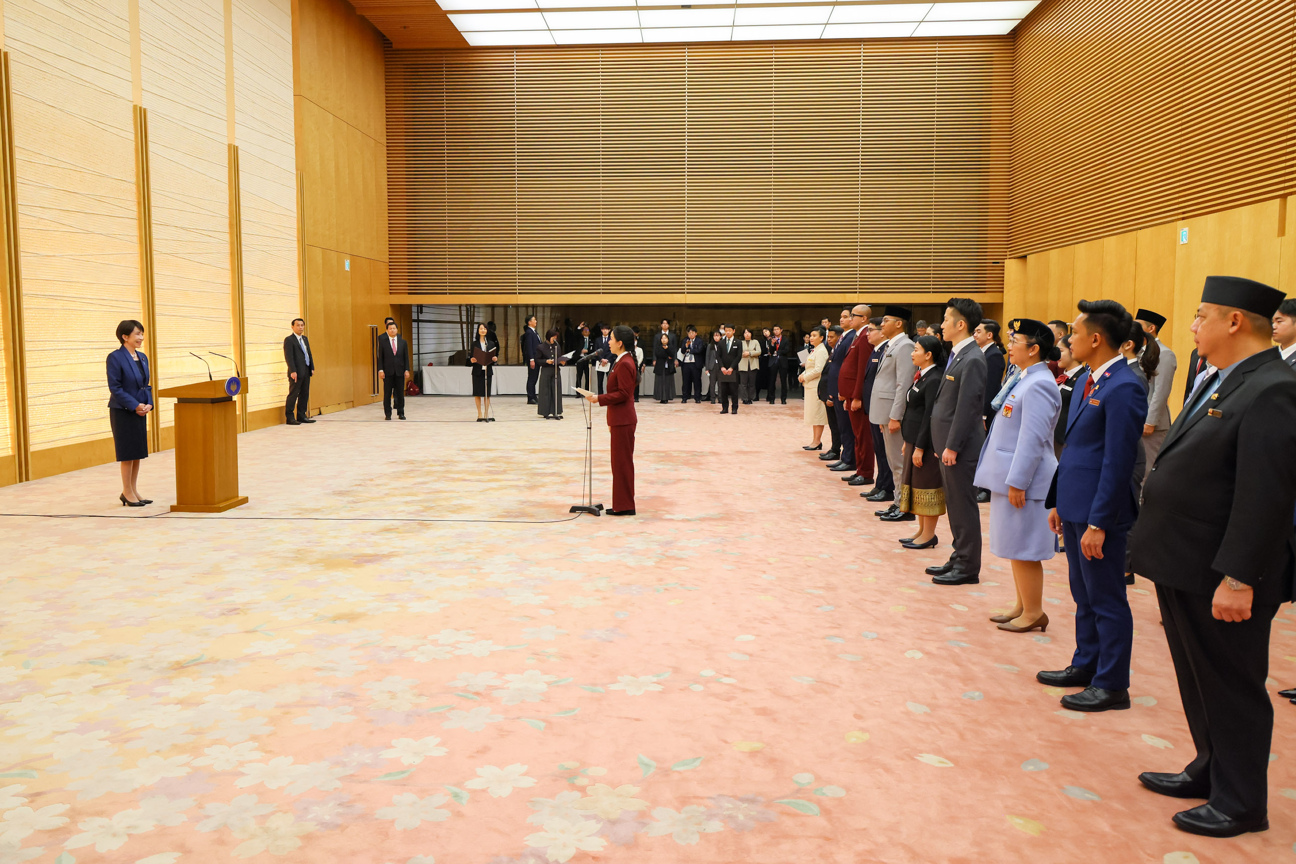 Prime Minister Takaichi receiving a courtesy call (3)