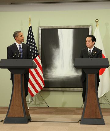 Photograph of Prime Minister Kan attending a joint press announcement after the Japan-US Summit Meeting