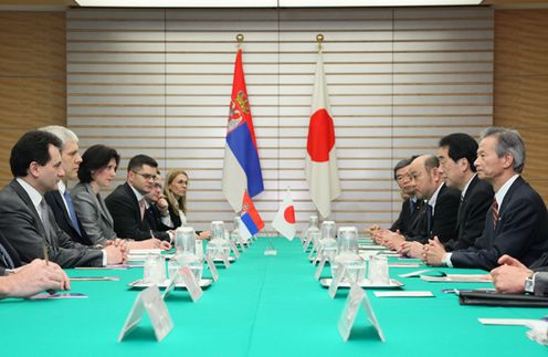 Photograph of the Japan-Serbia Summit Meeting