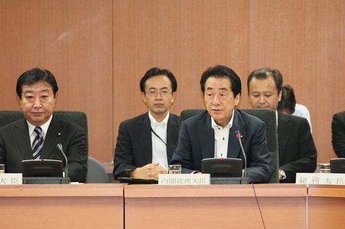 Photograph of the Prime Minister delivering an address at the meeting of the Tax Commission 1