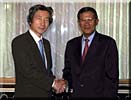 Prime Minister Meets with Prime Minister of Cambodia