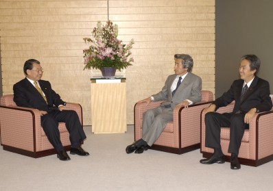 Prime Minister Meets with the President of Japan Highway Public Corporation 