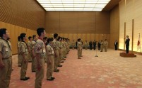 Boy Scouts Awarded the Fuji Badge Pay Courtesy Call on Prime Minister 