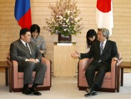 Photograph of Prime Minister Koizumi meeting with Prime Minister Enkhbold