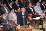 Photograph of the Prime Minister answering questions at the meeting of the Budget Committee of the House of Councillors 1