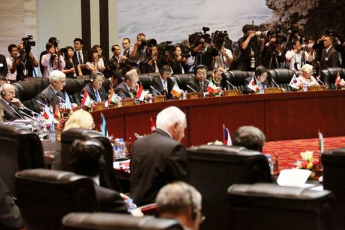 Photograph of Session 2 of the ASEM9 2